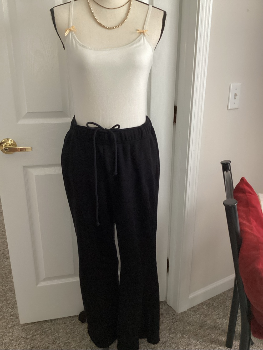 wide leg sweatpants with pockets with free bra top cami